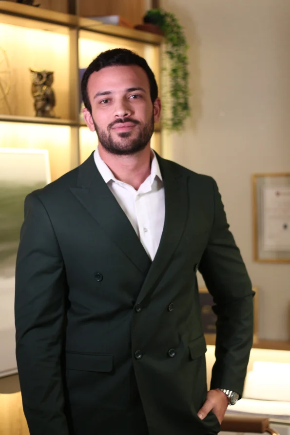 Dr. Lucas Pinheiro, médico especialista em emagrecimento e reposição hormonal em Maceió